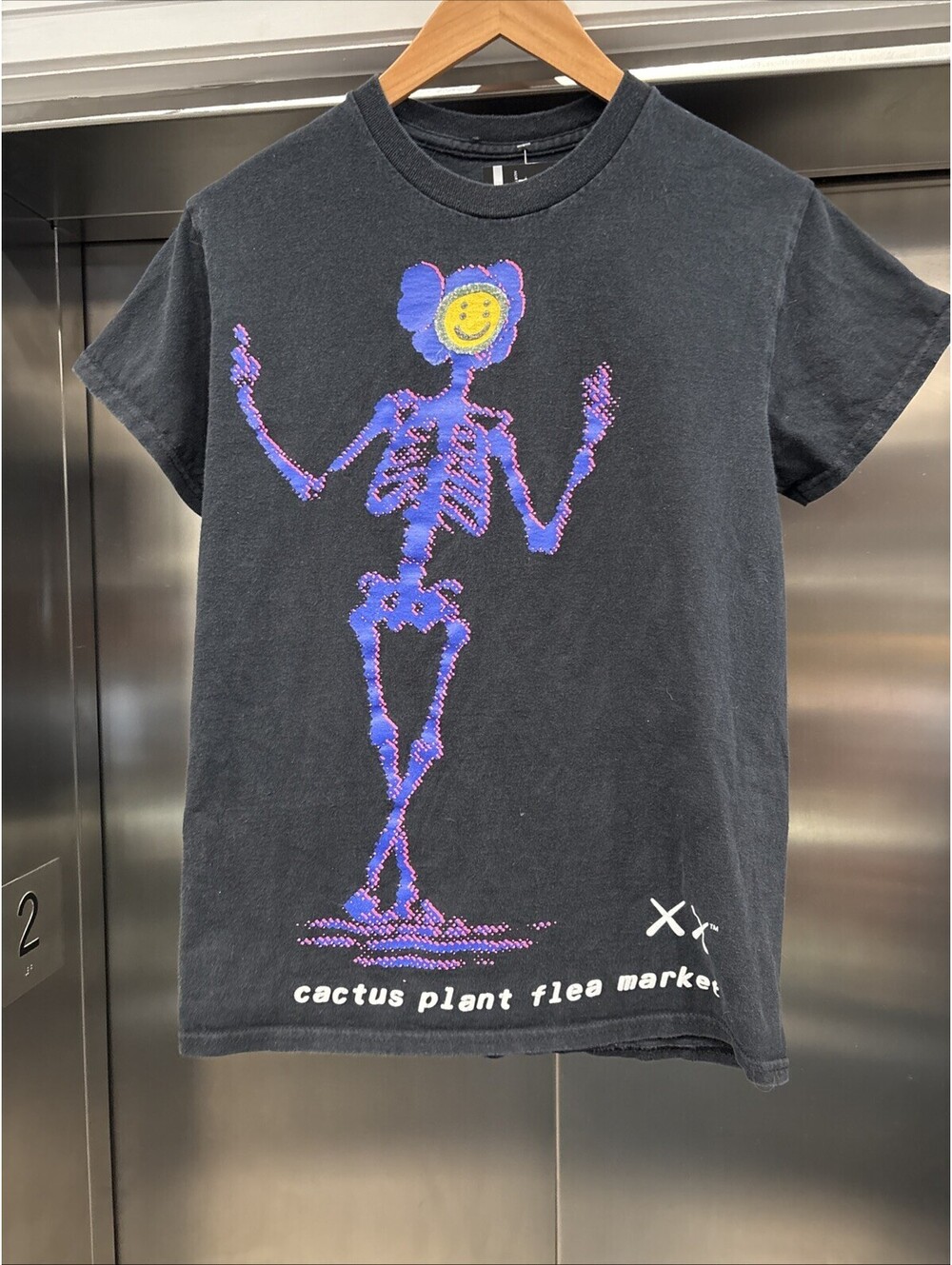 Men’s Cactus plant Flea Market X Kaws  Skeleton Shirt